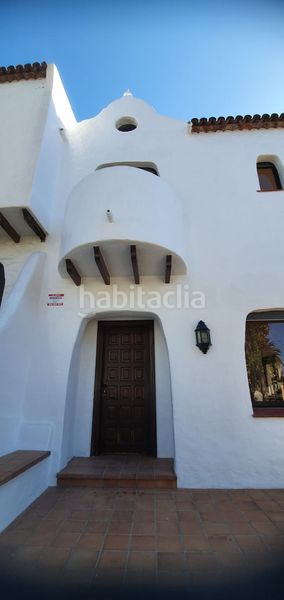 Foto 51fc528b-a665-4e8c-86b3-21f7d17e6044. Casa adossada amb xemeneia aparcament a La Laguna San Cristóbal de La Laguna