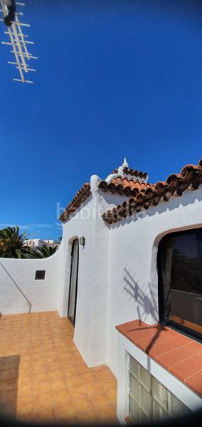 Foto 529a56c4-c9e2-4591-9010-5907748a50b7. Casa adossada amb xemeneia aparcament a La Laguna San Cristóbal de La Laguna