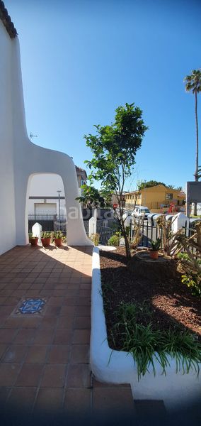 Foto 663ff164-e174-4319-ac8b-c2c0776be3e0. Casa adossada amb xemeneia aparcament a La Laguna San Cristóbal de La Laguna