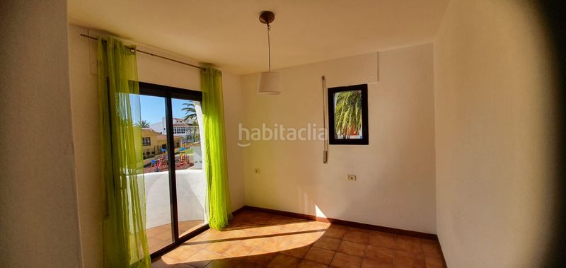Foto 91cfe4b6-b25e-48df-b048-9047266f6bdd. Casa adossada amb xemeneia aparcament a La Laguna San Cristóbal de La Laguna