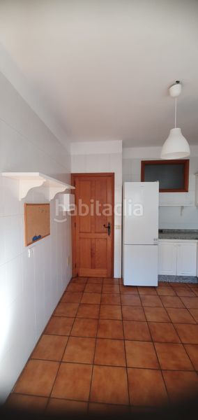 Foto a9406263-3d08-4e85-b9ce-e5f90fc0200c. Casa adossada amb xemeneia aparcament a La Laguna San Cristóbal de La Laguna