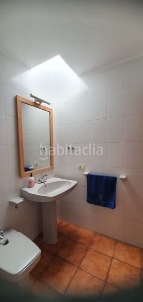 Foto ac577b91-c2d3-4962-8d03-fd6af64bd583. Casa adossada amb xemeneia aparcament a La Laguna San Cristóbal de La Laguna