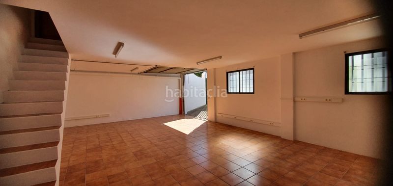 Foto e23943bc-dcd0-4cbe-aa68-6688a8f2e5fc. Casa adossada amb xemeneia aparcament a La Laguna San Cristóbal de La Laguna