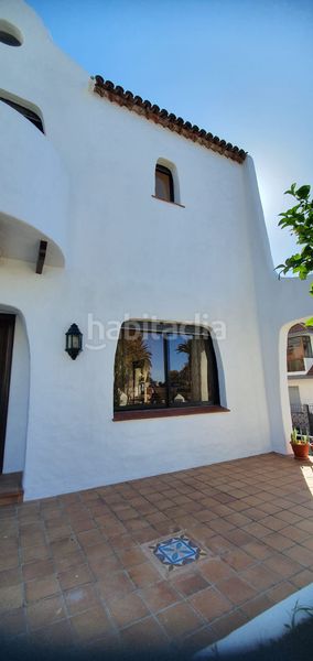 Foto e77147c8-9c9d-42e3-a72a-fa03a667313a. Casa adossada amb xemeneia aparcament a La Laguna San Cristóbal de La Laguna