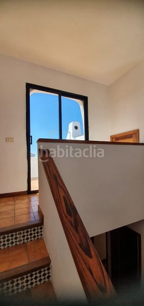 Foto feb0c236-d4da-4fb5-9a21-02ffd47088d2. Casa adossada amb xemeneia aparcament a La Laguna San Cristóbal de La Laguna