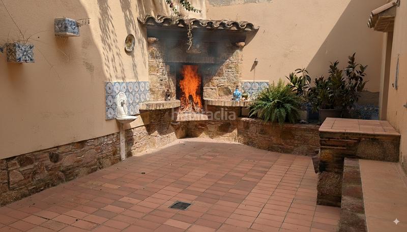 Foto 22f7a908-f897-4c51-b1cc-a760c6ad7957. Casa amb calefacció a Eixample Sant Feliu de Guíxols