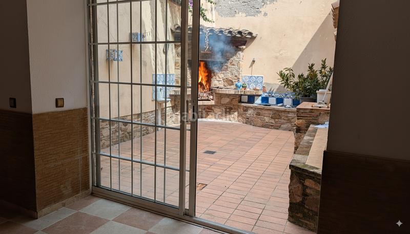 Foto 469442f9-a204-448a-a3b6-3487a08f97d0. Casa amb calefacció a Eixample Sant Feliu de Guíxols