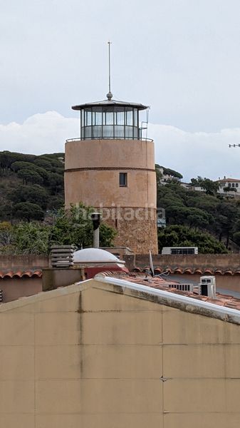 Foto b410bae6-b1d7-4da4-bab6-fea89e4bb73e. Pis a Eixample Sant Feliu de Guíxols