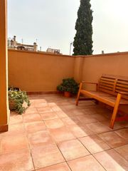 Duplex  Carrer de sant domènec. Dúplex exclusiu amb dues terrasses al centre de sant feliu de gu