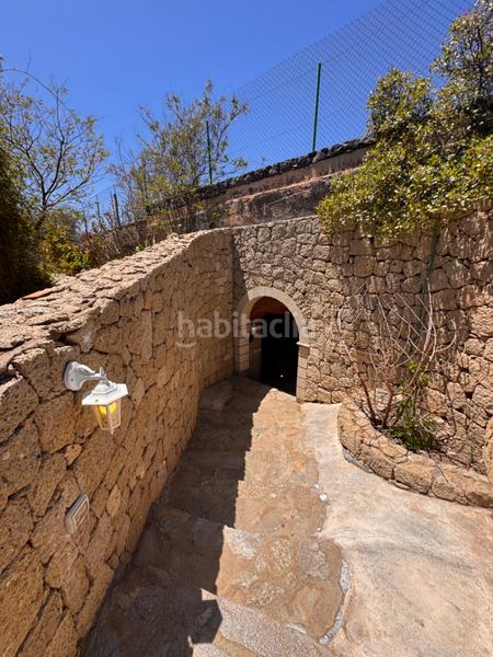 Foto 7852f34e-9656-455d-a9a0-2ac4283e608c. Masia amb xemeneia calefacció aparcament a Los Blanquitos Granadilla de Abona