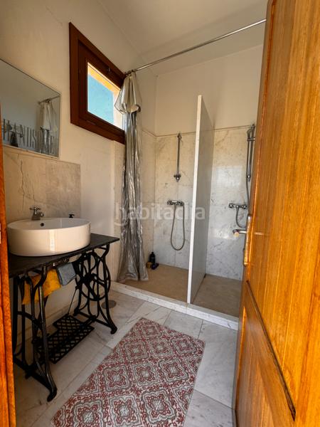 Foto a3edb968-5aa1-4623-90d3-469c2409c25a. Masia amb xemeneia calefacció aparcament a Los Blanquitos Granadilla de Abona