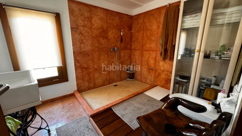 Foto d98ce7d1-5629-4f23-8a73-21813a75c0bf. Masia amb xemeneia calefacció aparcament a Los Blanquitos Granadilla de Abona