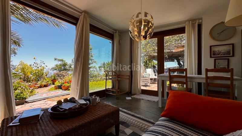 Foto f02a631d-5686-4111-8ee1-f238afbabf91. Masia amb xemeneia calefacció aparcament a Los Blanquitos Granadilla de Abona