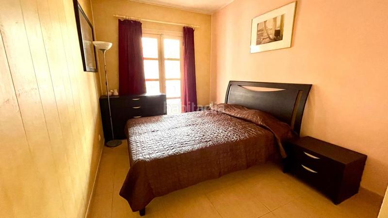 Foto 273bc4e2-d1d2-485a-87c1-57689fbd40a8. Appartement dans calle antonio navarro 20 dans Torviscas Bajo Adeje