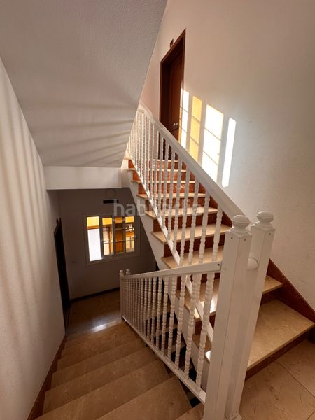 Foto a736af19-9412-4032-a92f-c5b2348965e7. Building in calle oasis 26 in Guargacho Arona