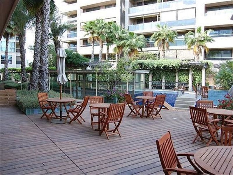Foto e40098fe-7f9b-4498-aa9a-01534df0bb08. Pis amb calefacció piscina a Diagonal Mar i el Front Marítim del Poblenou Barcelona