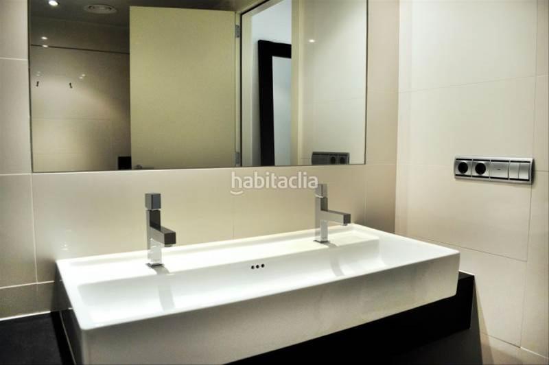 Foto 330540cb-8dbe-4afc-81c8-9768e9a8b683. Location attique avec chauffage parking piscine dans Barcelona