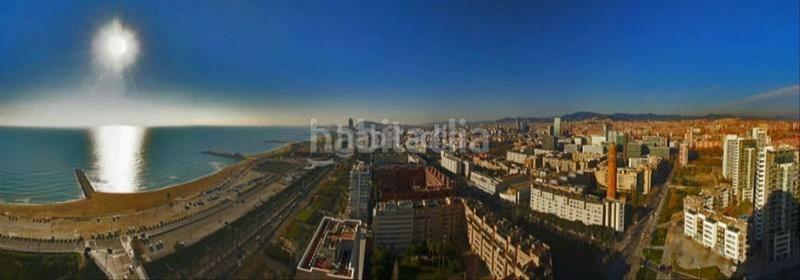 Foto 79aa8e4a-5f44-418d-a57d-fd0972cb28e5. Location attique avec chauffage parking piscine dans Barcelona