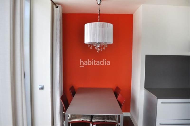 Foto 09952beb-329d-4513-a2dc-88c3ba242ba0. Rent penthouse with heating parking pool in Diagonal Mar i el Front Marítim del Poblenou Barcelona