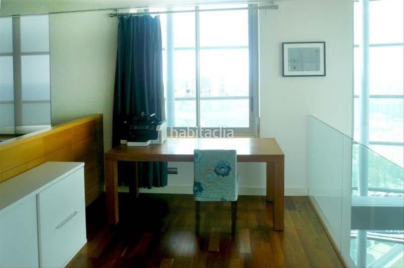 Foto 2c11a0bf-a5a4-4175-92b3-ad4ad454eae3. Rent penthouse with heating parking pool in Diagonal Mar i el Front Marítim del Poblenou Barcelona