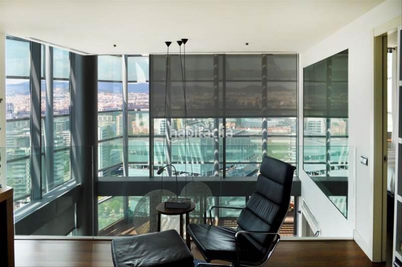 Foto 72771dc2-d30e-476a-ba9d-a8a346741ce9. Rent penthouse with heating parking pool in Diagonal Mar i el Front Marítim del Poblenou Barcelona