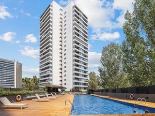 Pis  Carrer de llull. Varios pisos disponibles , edificio  seminuevo !