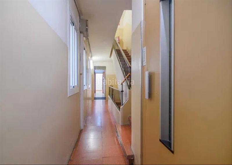 Foto 4d525628-72a9-44d9-950f-6f33f49562b8. Piso alto, tranquilo y soleado, 70m2,3 hab, en Sant Antoni Barcelona