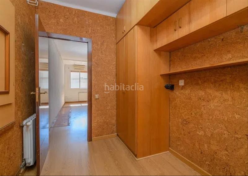 Foto 4dbf1c4b-dc1a-4c5c-ad09-22928208665d. Piso alto, tranquilo y soleado, 70m2,3 hab, en Sant Antoni Barcelona