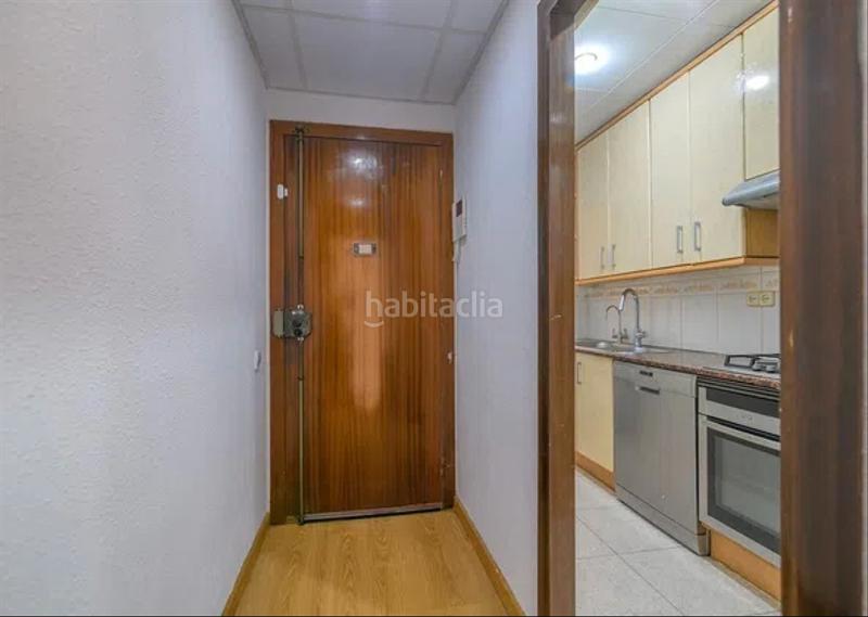 Foto d3efe443-3289-4bd0-bc7e-39ccc0dc4d62. Piso alto, tranquilo y soleado, 70m2,3 hab, en Sant Antoni Barcelona