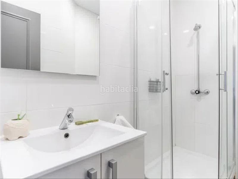 Foto 6bec9c5e-1f07-47b5-85e4-99be2b738f0f. Piso duplex exclusivo de 147 m2 , esquinero en la rambla ! en Barcelona