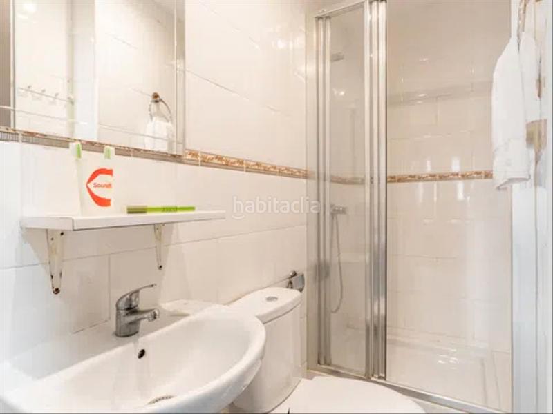 Foto 9195daef-6947-4bf8-800e-ca41d23eba14. Piso duplex exclusivo de 147 m2 , esquinero en la rambla ! en Barcelona