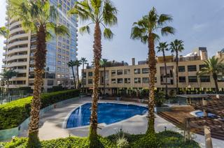 Appartement  Carrer de josep pla. Con balcon, y una comunidada de lujo !