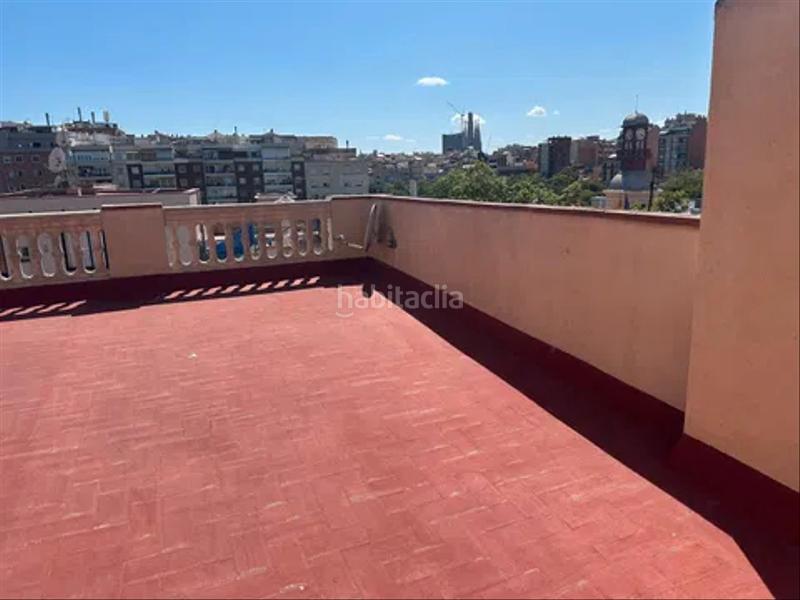 Foto 32ea12b4-9ae9-4139-ab5c-c67c5d820feb. Piso muy alto, con balcon , tranquilo y soleado . en Barcelona