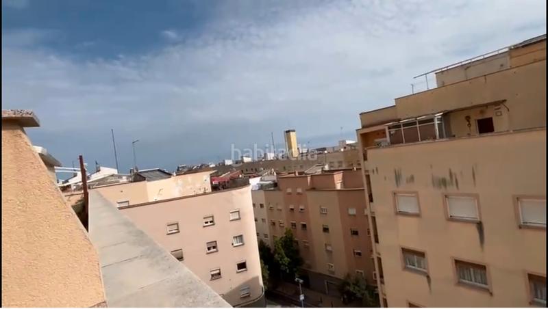 Foto f2dd1871-50db-4b00-82ba-cb694e947a0c. Penthouse in Turó de la Peira Barcelona