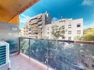Appartamento  Carrer del rosselló. Reformado con balcon, muy tranquilo !