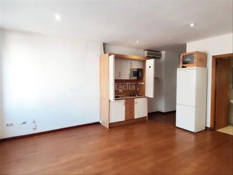 Foto 74060c88-9100-47eb-bb17-d50396de2409. Alquiler estudio oficina de uso distinto a vivienda ! ideal para autonomos . en Barcelona