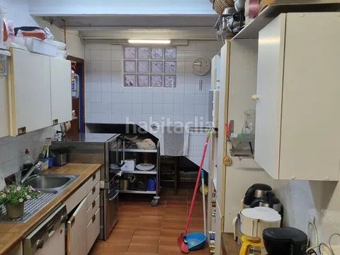 Foto ce969382-8280-47d3-a7dd-766a3a53811c. Edifici a Centre Palamós
