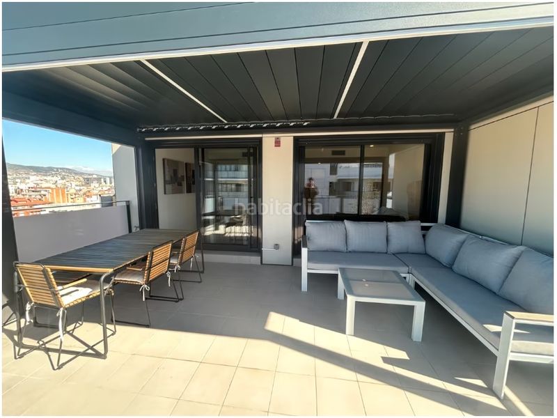 Foto b1c101ae-07fe-4172-bbcb-d22a1228ff14. Àtic amb calefacció a La Bordeta Barcelona