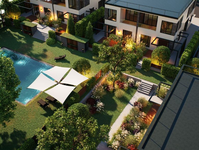 Foto 1f7a525c-c810-4e4f-a3e6-64fa688fe3dd. Casa adossada amb xemeneia calefacció aparcament piscina a Lloret de Mar