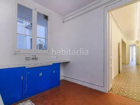 Foto cbeb23c0-5562-4dcd-8a50-b9b1abfe3239. Pis amb calefacció a Dreta de l´Eixample Barcelona