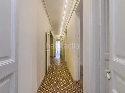 Foto cf95feec-3528-42c8-96f5-d1056610bd06. Pis amb calefacció a Dreta de l´Eixample Barcelona