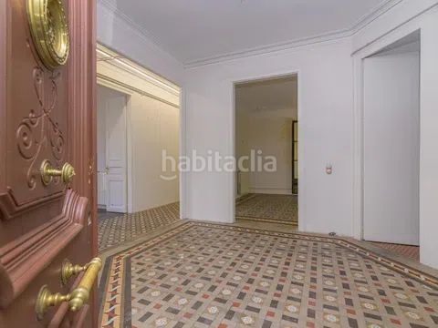 Foto d37c8d2b-d545-4117-9299-054768c91c62. Pis amb calefacció a Dreta de l´Eixample Barcelona