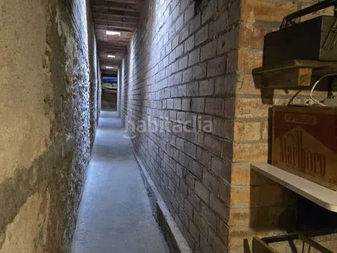 Foto 533ad409-8b55-402c-a276-fcf8704f941b. Edifici a Centre Badalona