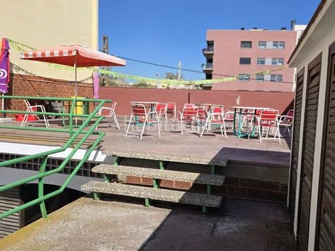 Foto 8b2eae62-1308-4f65-8ca0-451bd26f5300. Edifici a Centre Badalona