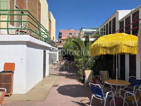 Foto 9c836e3d-821d-4d30-afc6-4460b6565e6f. Edifici a Centre Badalona