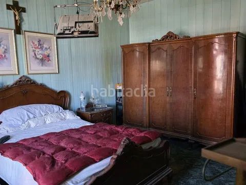 Foto a3532217-ad60-4597-b51c-4c72ce4bd25d. Edifici a Centre Badalona