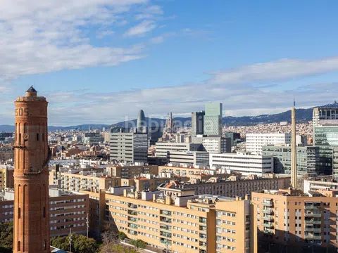 Foto 1ff280a3-f80d-4c35-87b0-ed65d9fcdda9. Pis amb calefacció piscina a Diagonal Mar i el Front Marítim del Poblenou Barcelona