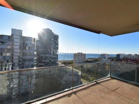 Foto 67c7e6b4-001e-480a-80a6-5fc4b6ca66c3. Pis amb calefacció piscina a Diagonal Mar i el Front Marítim del Poblenou Barcelona