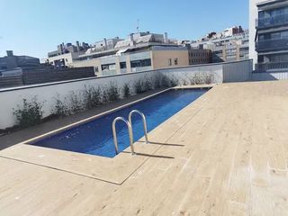 Lloguer Pis  Carrer d'àngel guimerà. Con 2 terrazas y parking !