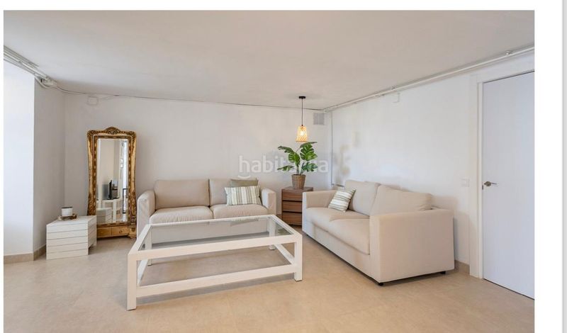 Foto e6f9a163-9376-4b39-ac9f-806fbd181f8c. Casa amb calefacció aparcament piscina a Bruguers Gavà
